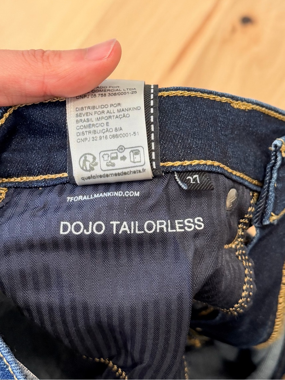 LIKE NEW 7 For All Mankind Women’s Tailorless Dojo Denim Japanese Fabric Jeans - Picture 8 of 8